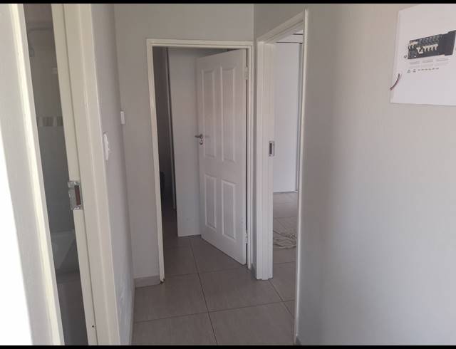 2 BEDROOM FREEHOLD FOR SALE IN DAWN PARK